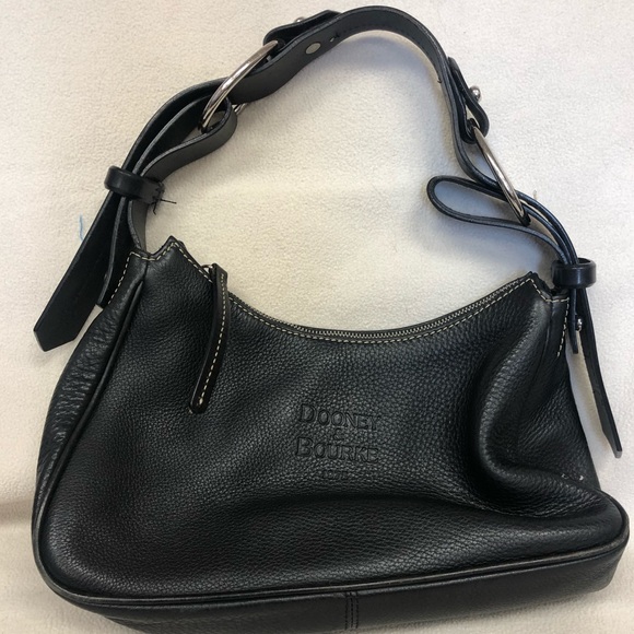 Dooney & Bourke Handbags - Donney & Bourne Black Leather purse